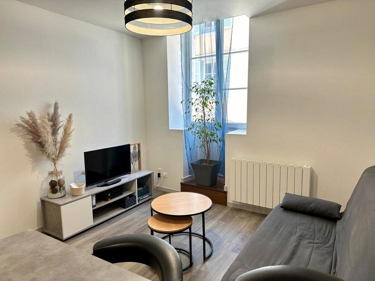 Appartement Calme Au Coeur De La Ville Lons-le-Saunier Exteriér fotografie